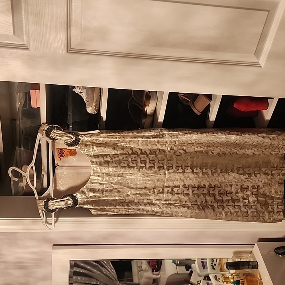 Women  Tory Burch Shiny Gold Sleeveless EveningCocktail Tank Shift Dress Size 8